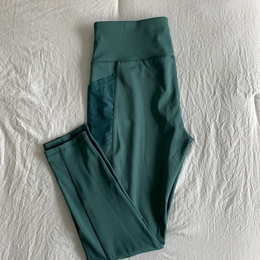 Workout / yoga pants